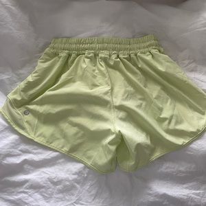 Lululemon hotty hot shorts - 4 inch